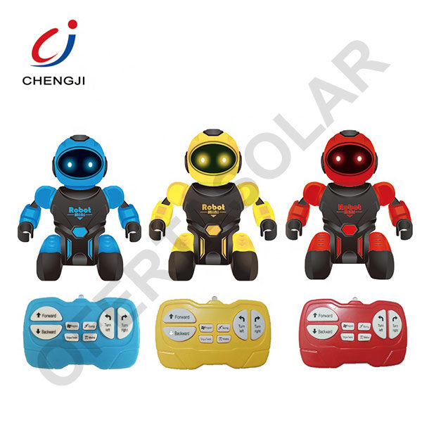 el robot y su cotrol en los 3 colores disponibles rojo, amarillo y azul)